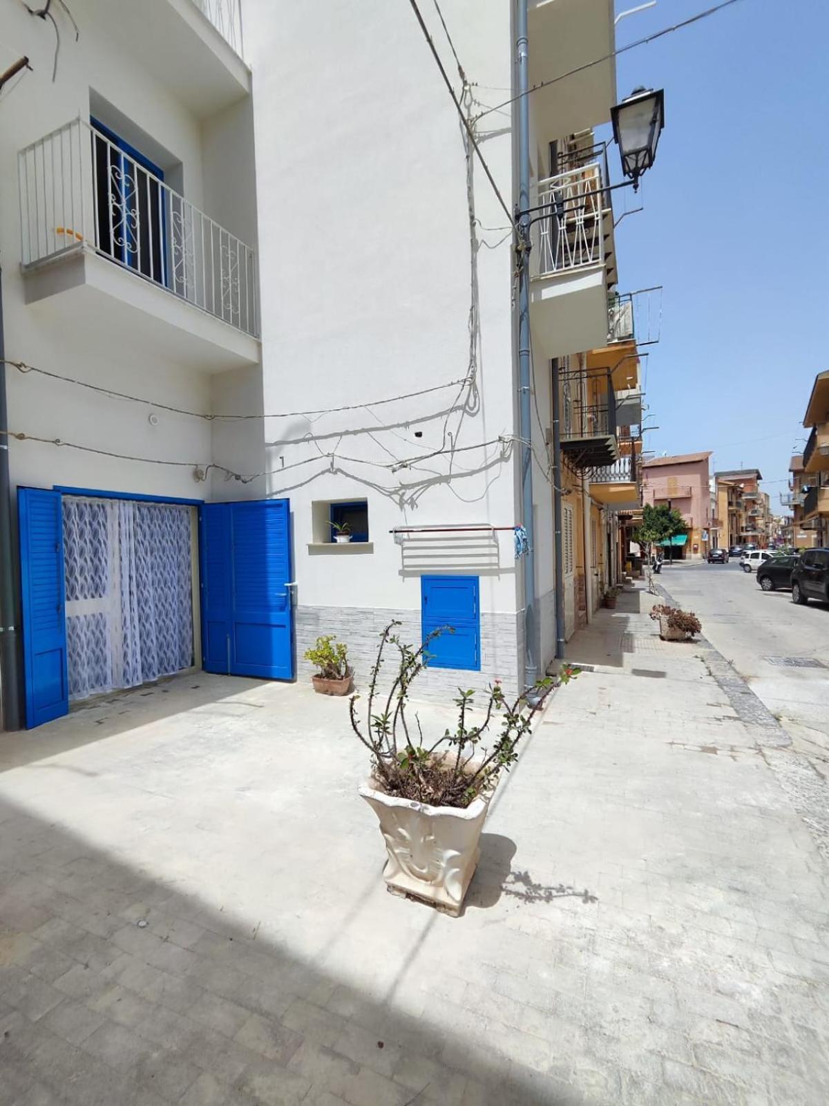 Piscitello'S Apartment เรอัลมอนเต ภายนอก รูปภาพ
