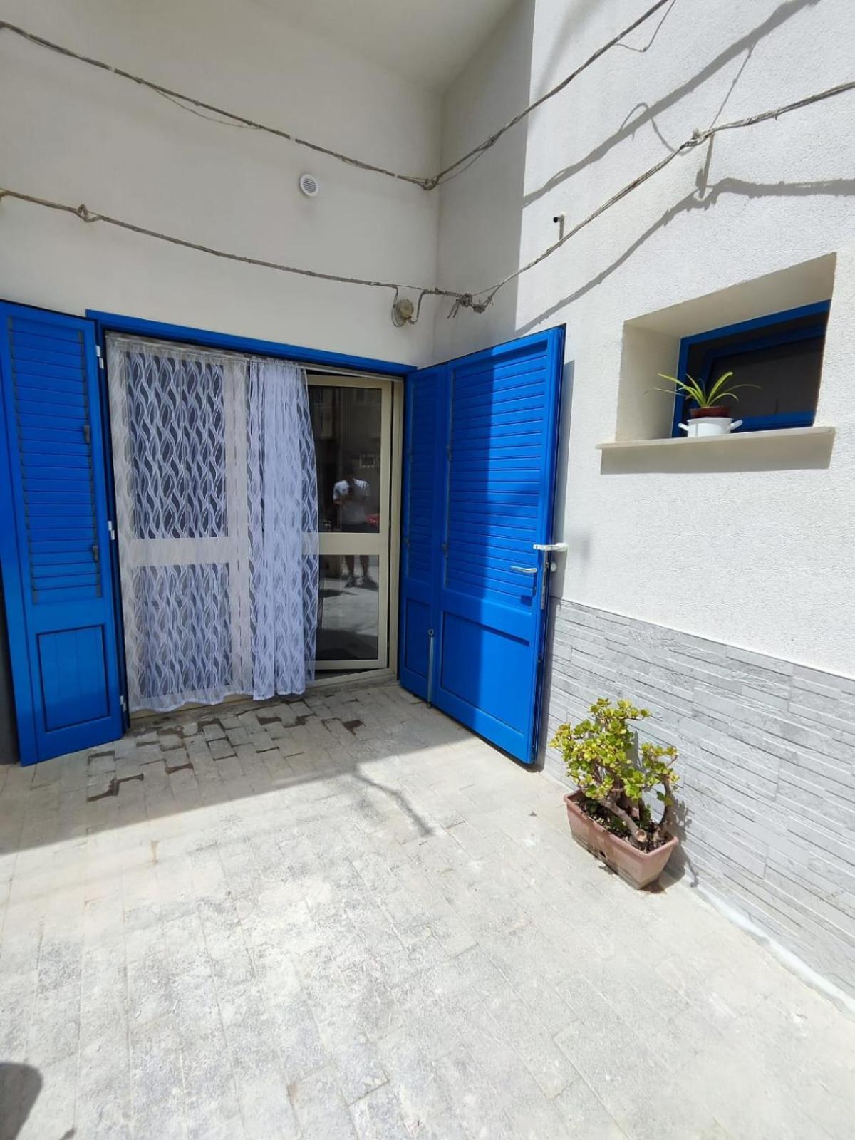Piscitello'S Apartment เรอัลมอนเต ภายนอก รูปภาพ